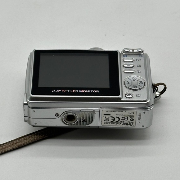 Vivitar Vivicam 5388 5MP Digital Camera Silver 3x Zoom for parts - Picture 2 of 4